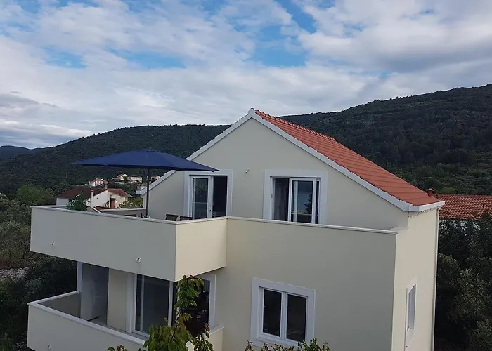 Captain's Attic Appartamento