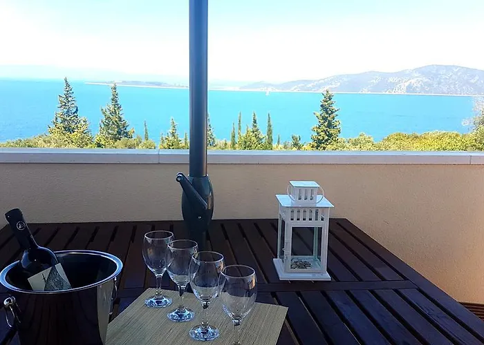 Captain's Attic Appartamento