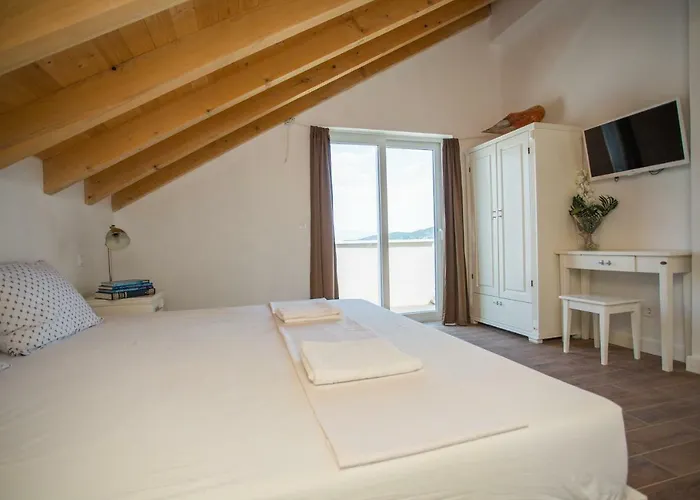 Captain's Attic *